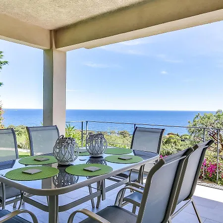 0349 Pino Alto, 9p. Sainte-maxime, Var *