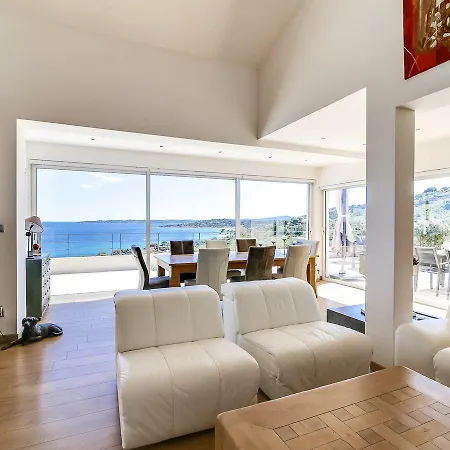 0349 Pino Alto, 9p. Sainte-maxime, Var Vila *