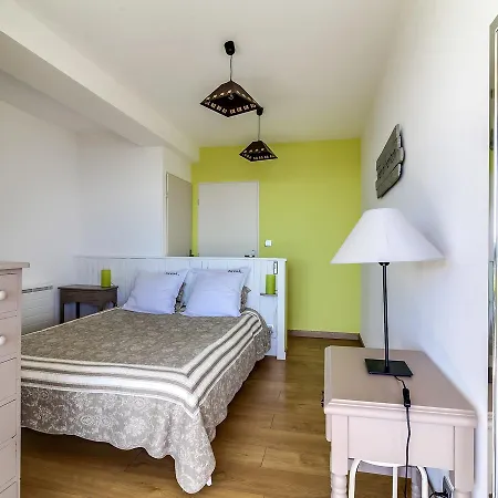 0349 Pino Alto, 9p. Sainte-maxime, Var